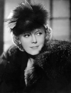 Charlotte Susa in 'The gas man', 1941 (b/w photo)