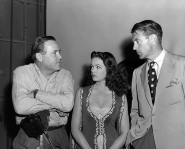 On The Set, Henry Hathaway With Gene Tierney And Gary Cooper.