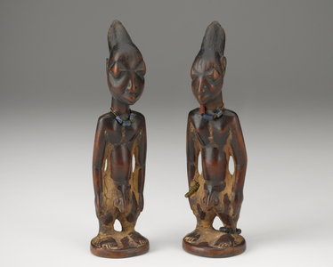 Twin Figures (Ere Iboji), late 19th or early 20th century (wood, beads, string and camwood powder)
