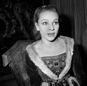 French Comedian Christine Fersen during Rehearsal of Play "La Reine Morte" By Henrydemontherlant on September 23, 1966 (b/w photo)