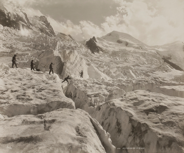 Climbers ascending Mont Blanc via the Grands Mulets Glacier, c.1890 (silver gelatin print)