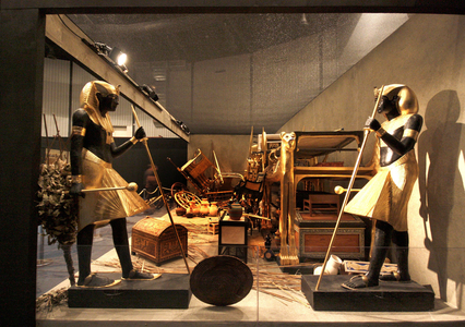 The treasor of the tomb of Tutankhamun