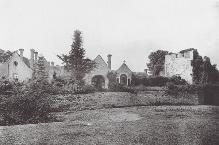 Farnham: The Castle from Park (b/w photo)