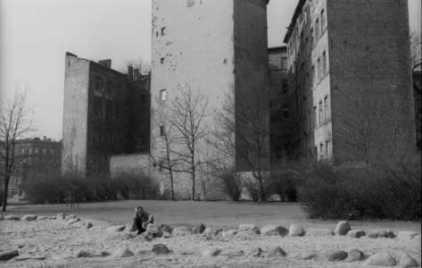 Senefelderplatz Germany, Berlin, 14 03 1991, gable of the occupied …, 1991 (photo)