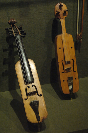Kemans (Violin). Greece.