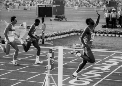 Olympic Games 1984 in Los Angeles. Finish photo 400m hurdles: Edwin Moses (USA) at the finish line ahead of Danny Harris (USA) and Harald Schmid (BRD) 05.08.1984. (photo)