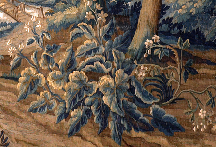 Flemish tapestry. Verdure. End 17th-begin 18th century. Property of the church Sint-Walburgakerk Oudenaarde (Dekenij van de Sint-Walburga). Detail.
