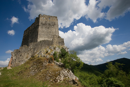 Petrapilosa castle, Istria, Croatia (photo)
