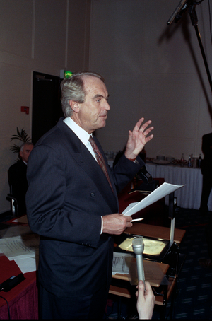 Oslo November 26, 1990. SAS chief Janne Carlzon in Oslo …, 1990 (photo)