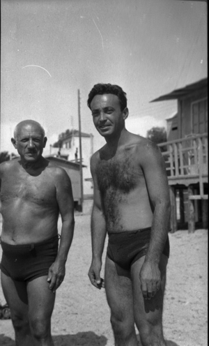 Picasso and Michel Sima, Golfe-Juan, c.1946 (b/w photo)