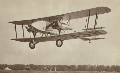 The Vickers "Vellore" (b/w photo)