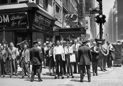 Pedestrian traffic lights in New York, 1930 (b/w photo)