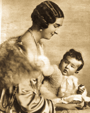 Anna D'Orleans With Her Daughter Margherita, 1931 (photo)