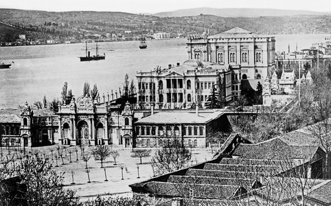 Scene from 19th century Constantinople