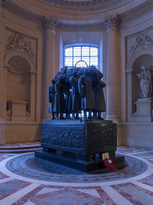Tombeau du Marechal Foch (1937), Chapelle Saint Ambroise, dome des Invalides