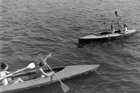 Vacation at the Baltic Sea, Germany 1930s (b/w photo)