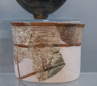 Ceramic tableware, Neolithic, 6000 B.C. (ceramics)