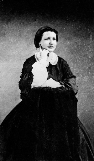 Honorine de Viane Hebe Morel Du Fraysne Frayne (1831- ?), wife of famous French writer Jules Verne, in the 1860's