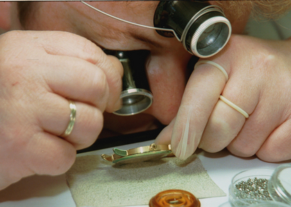 Saxony, glass cuette, luxury watches 1998 (photo)