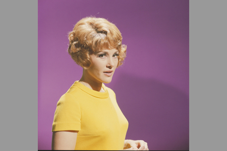 Rika Zarai 1966 (picture)