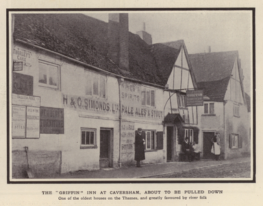 The Griffin Inn on the bank of the River Thames at Caversham, Berkshire (b/w photo)