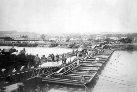 German pontoon bridge in France (b/w photo)