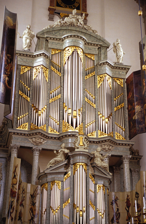 Organ by Duyshot (father