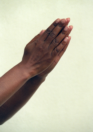 Hands (photo)