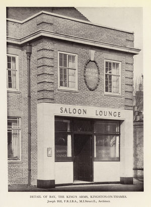 Detail of bay, the king's arms, Kingston-on-thames (b/w photo)