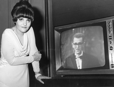 Paola Bertoni, John Foster, 1966 (b/w photo)