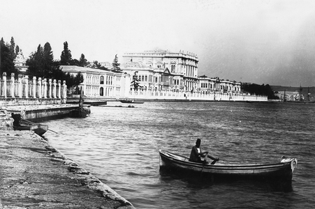 The (b/w photo)