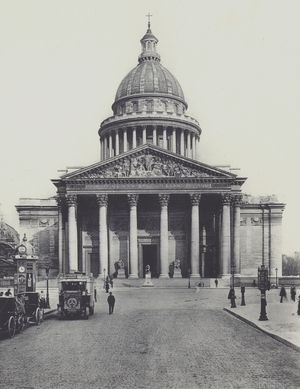 Paris, Le Pantheon (b/w photo)