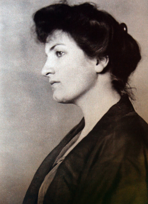 Alma Mahler portrait. Profile Mahler's wife.