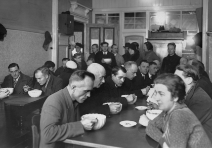 Dining room for the unemployed in Berlin, 1932 (b/w photo)