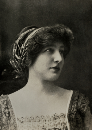 Portrait of the French artist Andree Megard ( 1869 , 1952 ) (photograph)