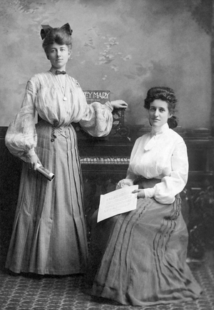Two Young Victorian Women, Hancock, Michigan, USA, c.1900 (b/w photo)