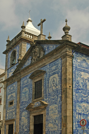 Oporto, Chapel of St Catherine (early 18th century), azulejos, hand painted blue tiles on the outside by Eduardo Leite