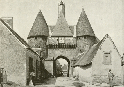 Chateauroux, Porte de Deols (b/w photo)