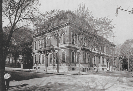 The St James' Club (b/w photo)