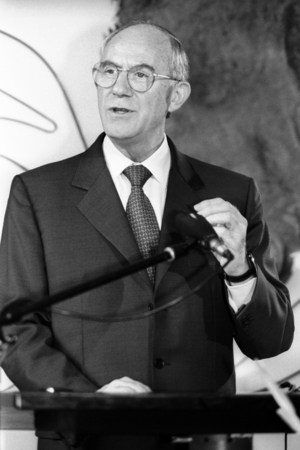 Foreign Minister Herve de Charette (France) during a press conference in Bonn..., 1995 (photo)
