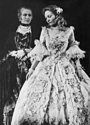 Maria Koppenhoefer and Sonik Rainer in 'Struensee', 1934 (b/w photo)