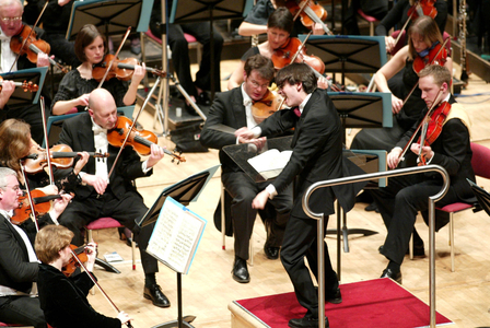 Ilan Volkov conducts BBC