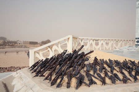 Flame of Peace monument (photo)