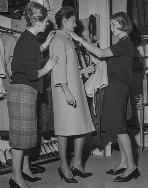 Silvia Casabiancas (r, new employee of Cardin fashion house), Paris, September 20, 1960 (b/w photo)
