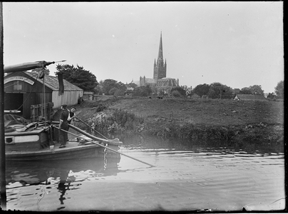 Norwich Cathedral from Pull's Ferry, 1920-38 (photo)
