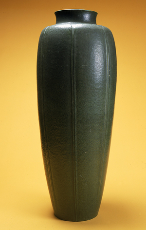 Vase, Grueby Faience Company, 1900-1915 (ceramic and glaze)