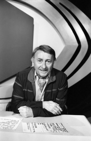 Maurice Favieres , in 'Les Jeux De 20 Heures' , 1981 (photo)