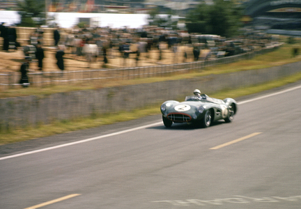 Stirling Moss-Jack Brabham's Aston Martin DBR1-300 (photo)