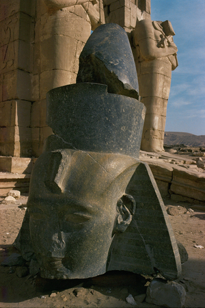 Ramses II, Ramesseum, Luxor-Thebes, Egypt (photo)