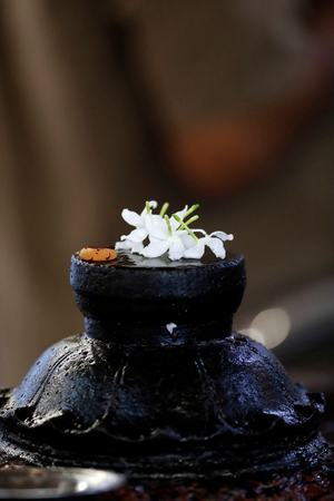 Sri Mahamariamman Hindu Temple, Shiva lingam, Kuala Lumpur, Malaysia (photo)